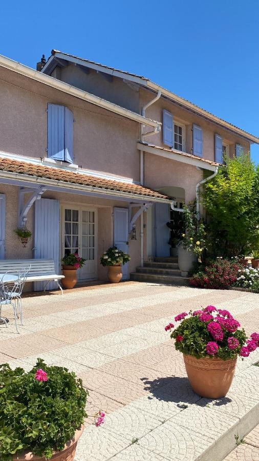 Domaine De La Provencale Bed and Breakfast Saint-Didier-de-la-Tour Eksteriør billede