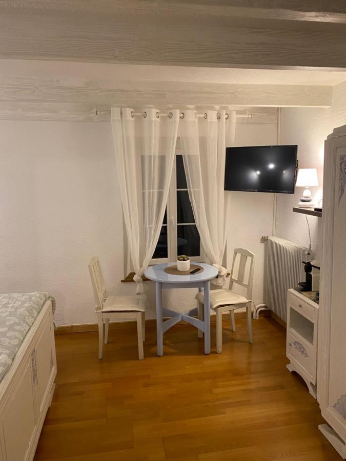 Domaine De La Provencale Bed and Breakfast Saint-Didier-de-la-Tour Eksteriør billede